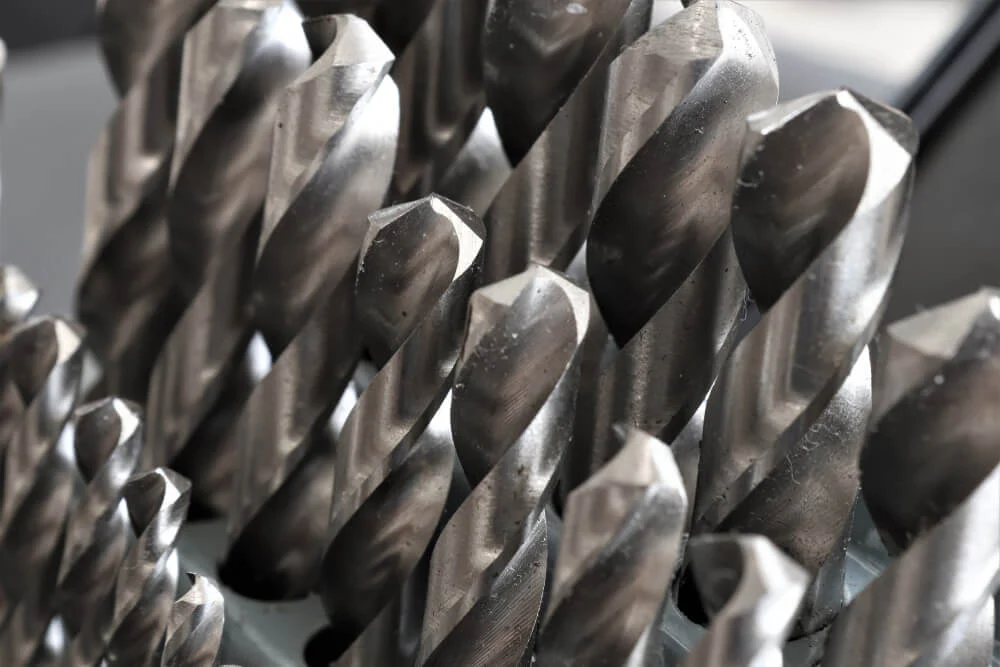 What Type of Drill Bit Is Suitable for Drilling Through Metal?