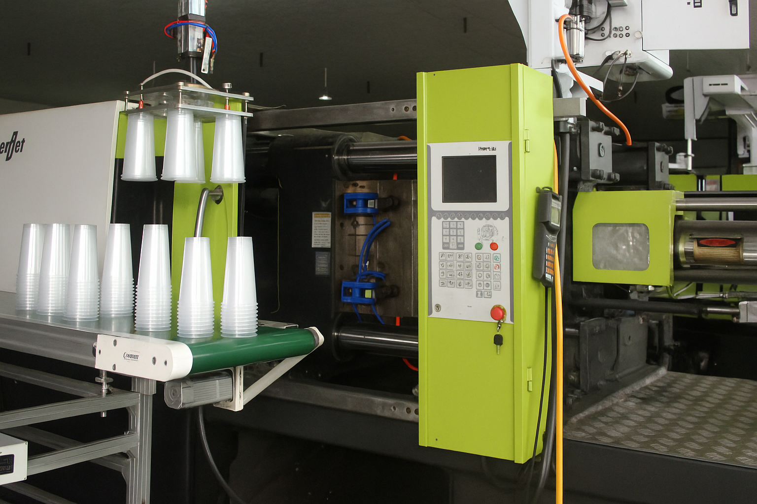 Moldeo por inyección de pared delgada